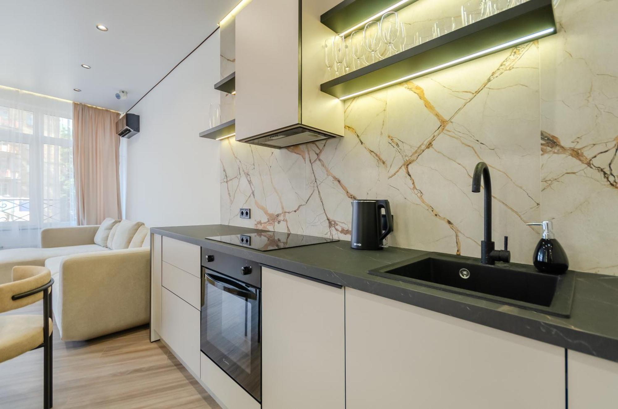 Petrovdom 2-76 Luxury Living In Rc Pechersk Plaza Kyiv Exterior photo