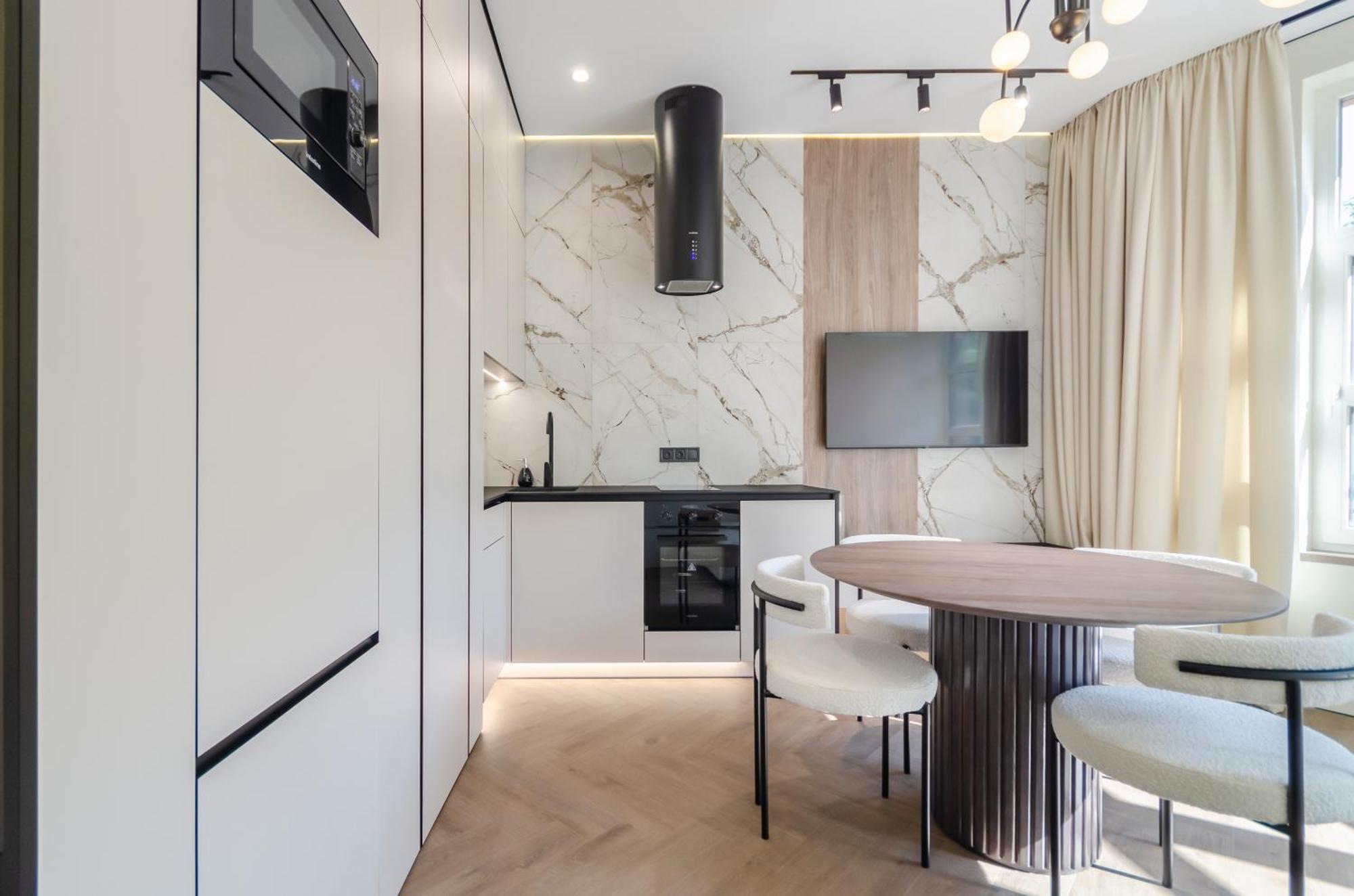 Petrovdom 2-76 Luxury Living In Rc Pechersk Plaza Kyiv Exterior photo